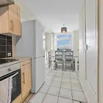 Premier Suites Shepherds Bush Westfields Penthouse Apartment