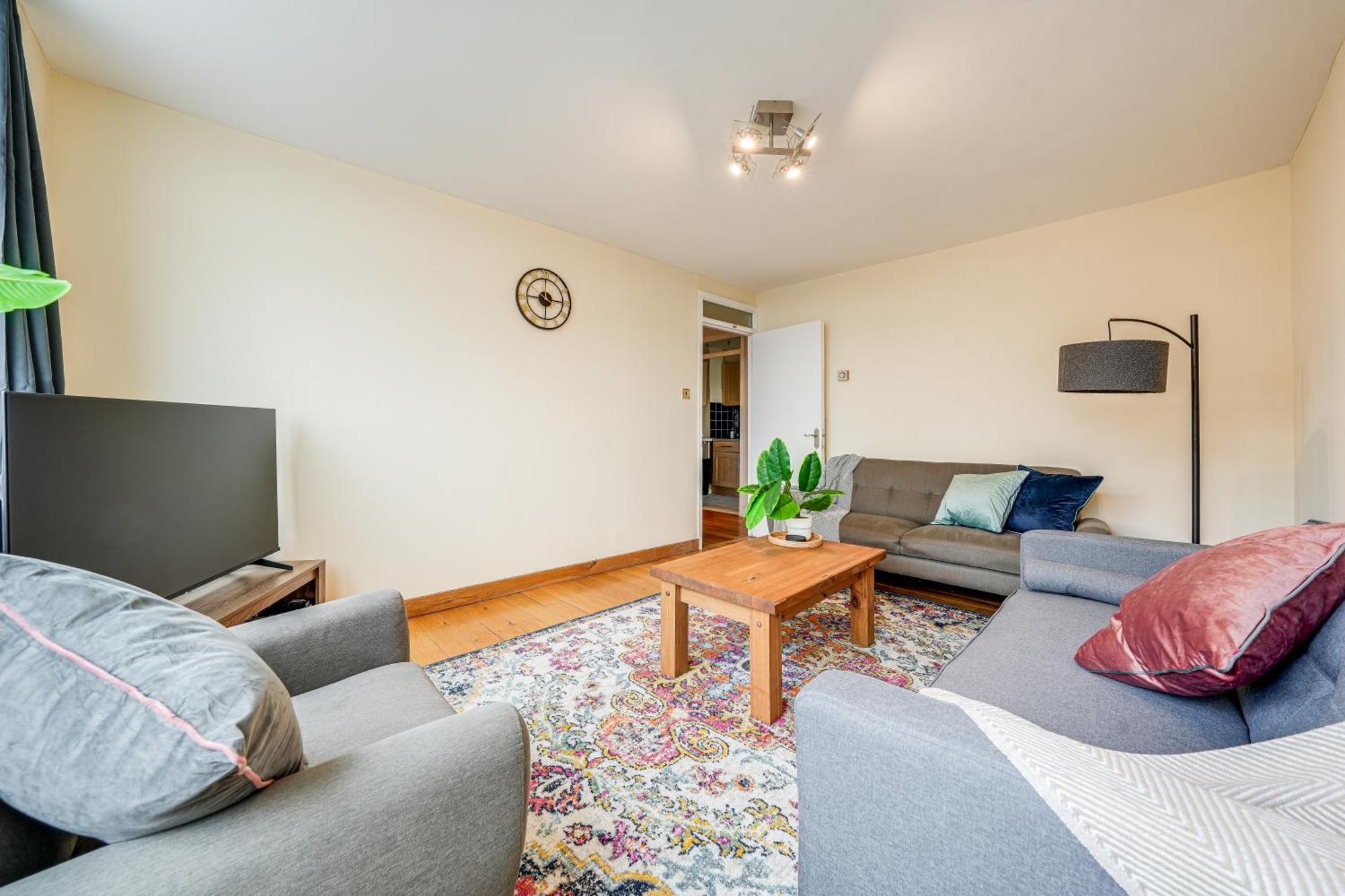 Premier Shepherds Bush Westfields Penthouse Apartment London